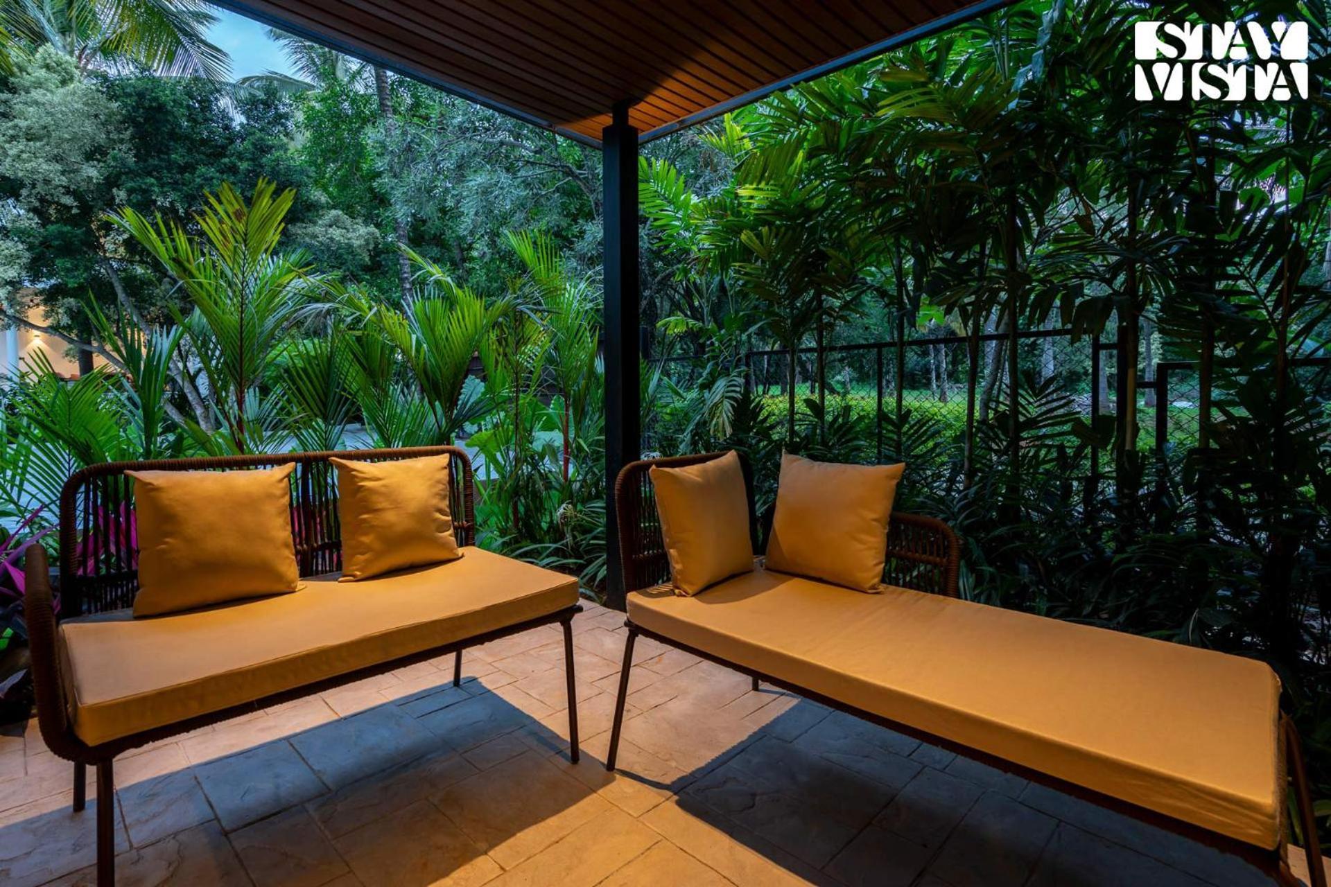 Stayvista At M Villa With Breakfast Included Bangalore Exteriör bild